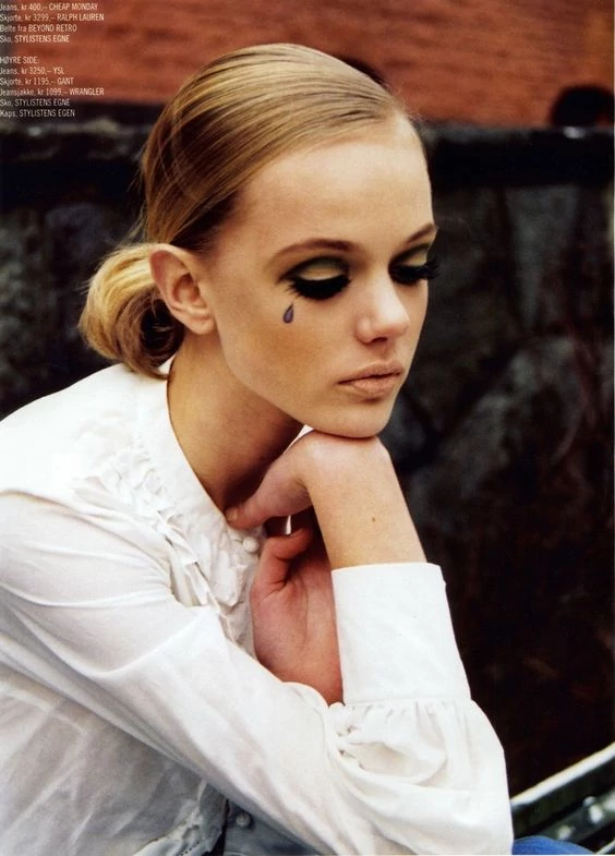 copie-de-inside-magazie-march-2008-frida-gustavsson-by-nina-andersson-2
